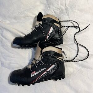Rossignol cross country ski boots